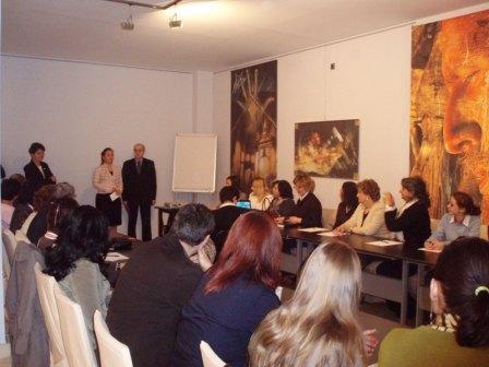 Cursuri de management pentru comunitatea românească din Spania